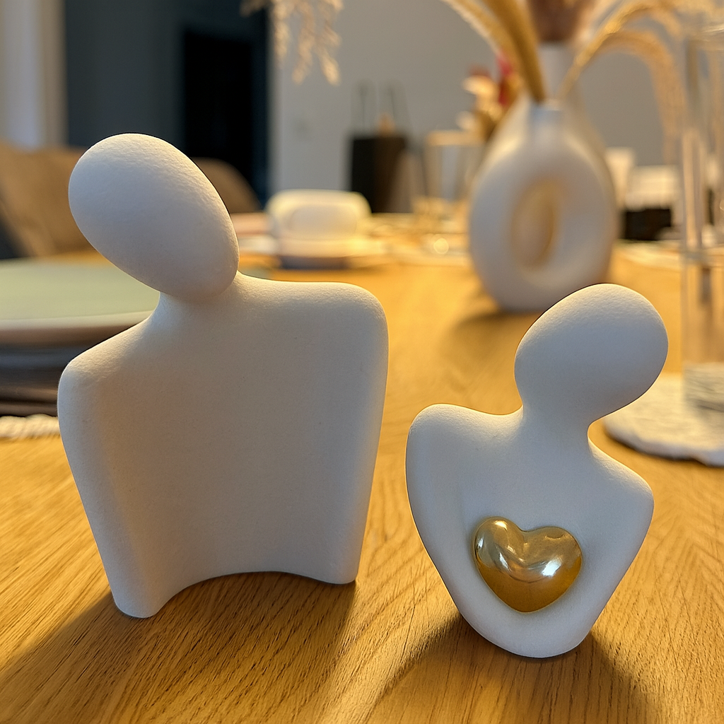 Designer Deko-Figur "Herz zu Herz"